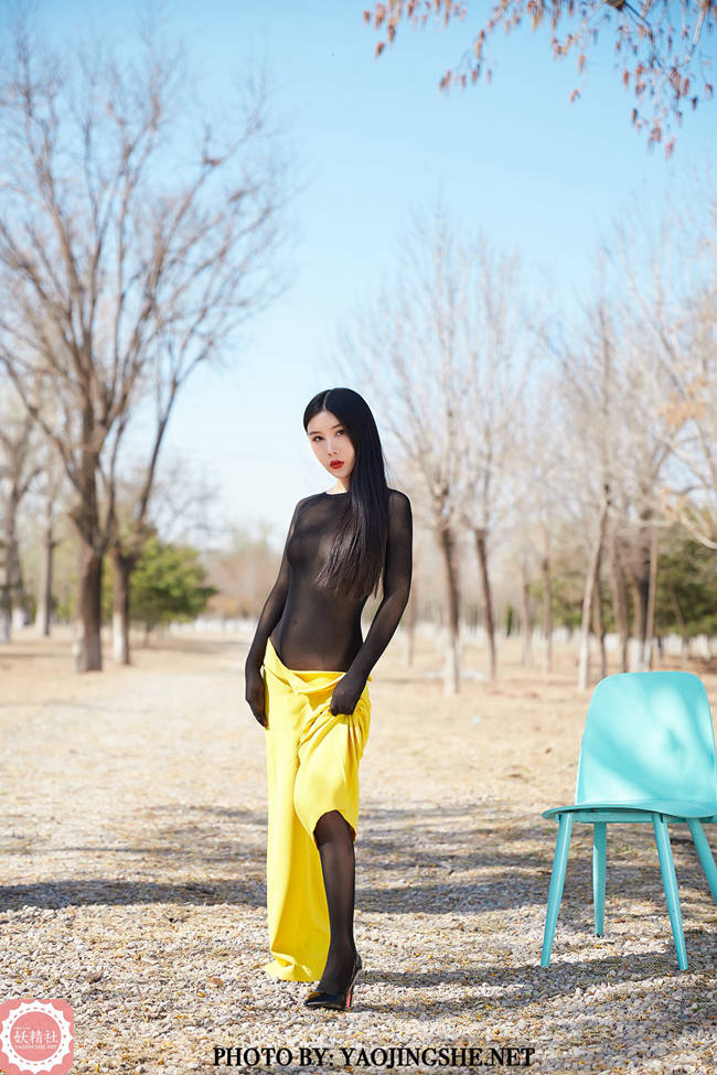 [妖精社] 《小路上全包行走》 美琪